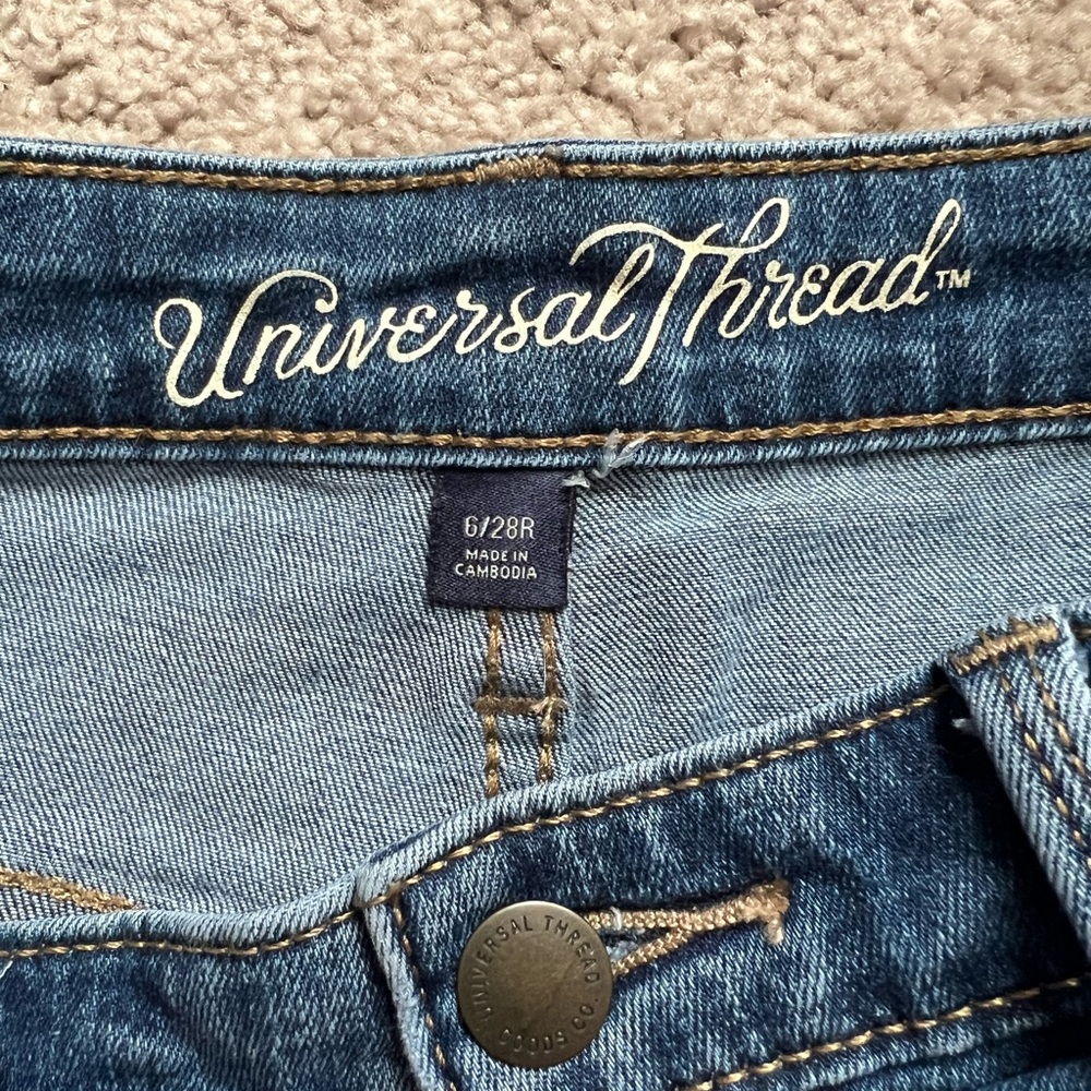 Universal Thread Blue Skinny Jeans - Picture 4 of 5